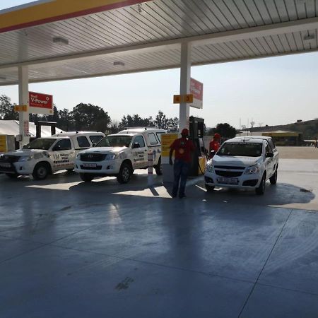 Vm Truck Stop - Shell Hotel Estcourt Buitenkant foto