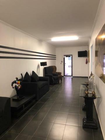 Vm Truck Stop - Shell Hotel Estcourt Buitenkant foto