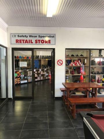 Vm Truck Stop - Shell Hotel Estcourt Buitenkant foto